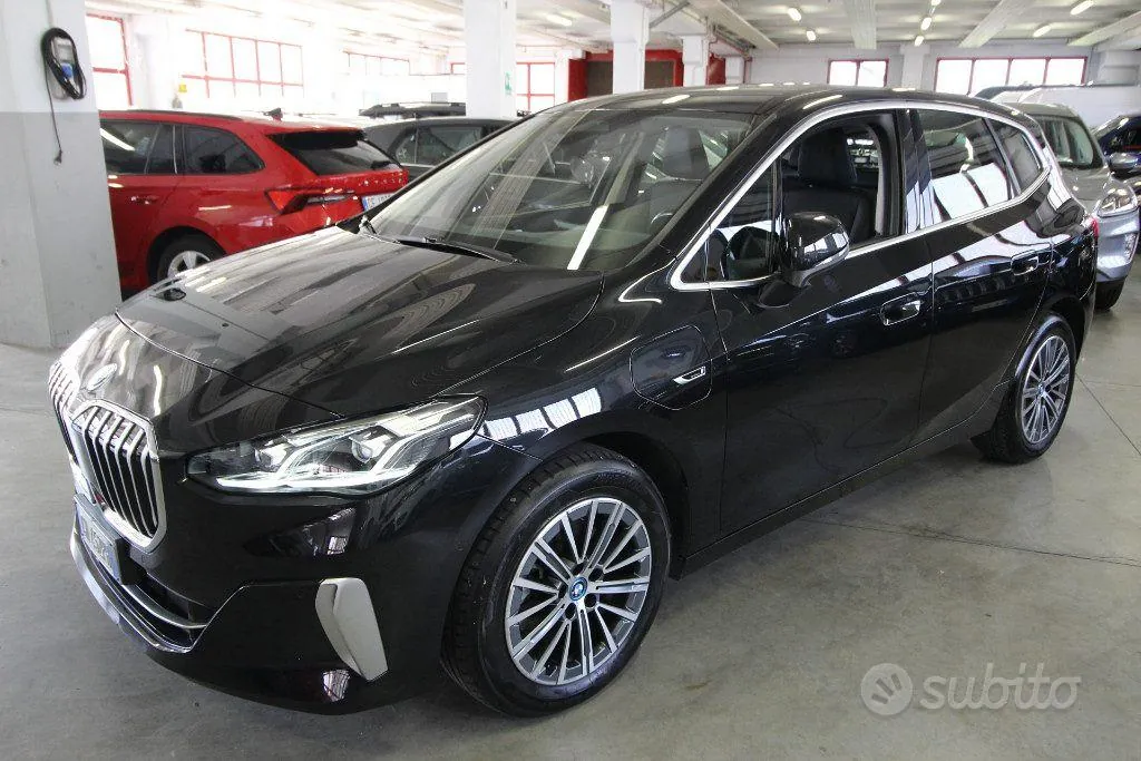 BMW 225E Xdrive Active Tourer 2023 photo 2