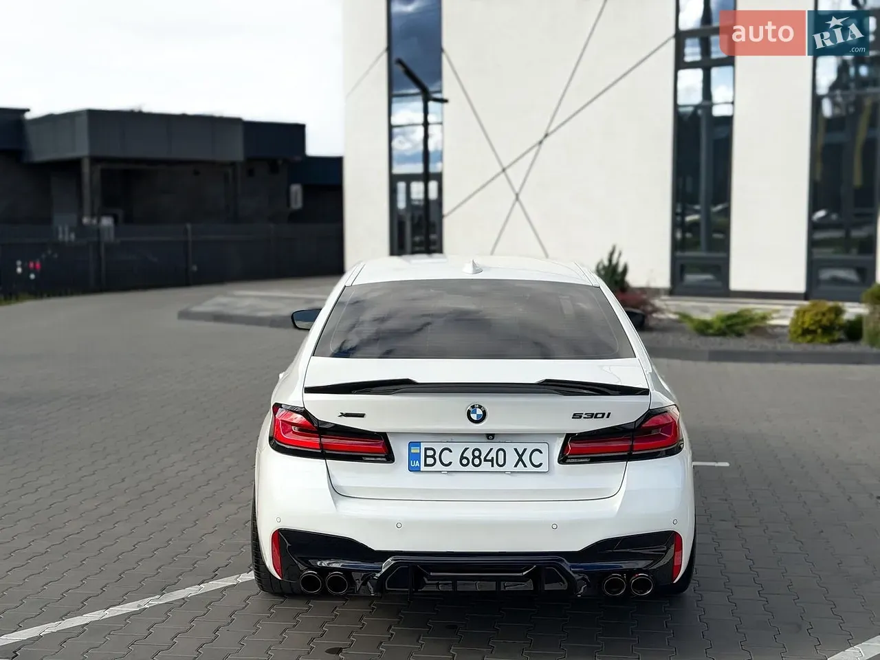 BMW 5 Series 2017 photo 5