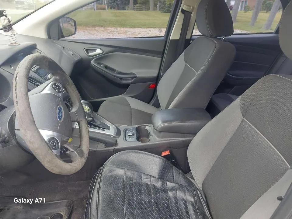 Ford Focus 2014 photo 4