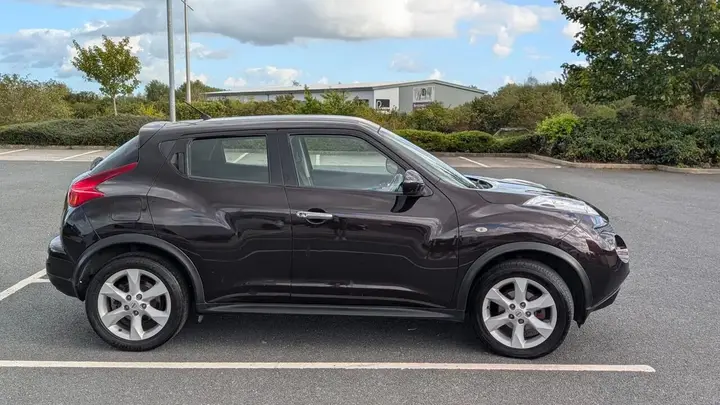 Nissan Juke 2013 photo 3