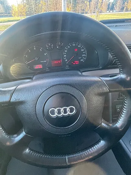 Audi A4 2000 photo 4