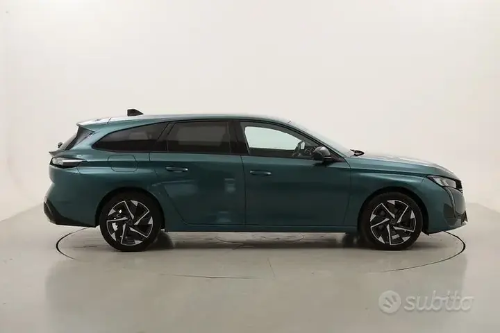 Peugeot 308 2024 photo 3