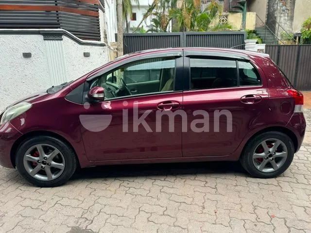 Toyota Vitz 2008 photo 2