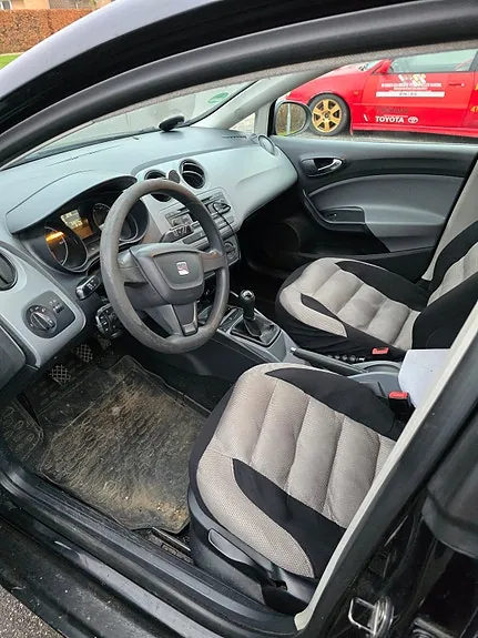 Seat Ibiza 2014 photo 5