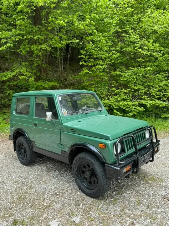 Suzuki Samurai