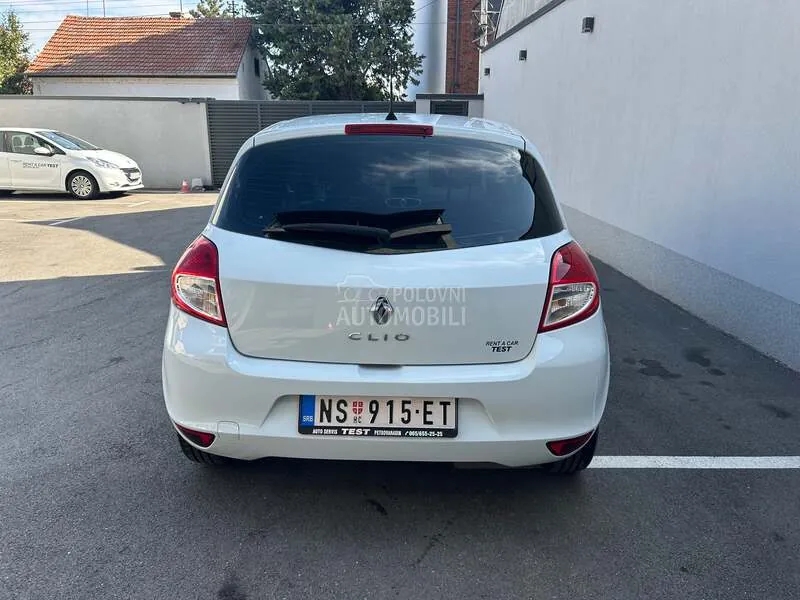 Renault Clio 2011 photo 5
