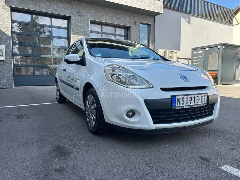 Renault Clio 2011 photo 3