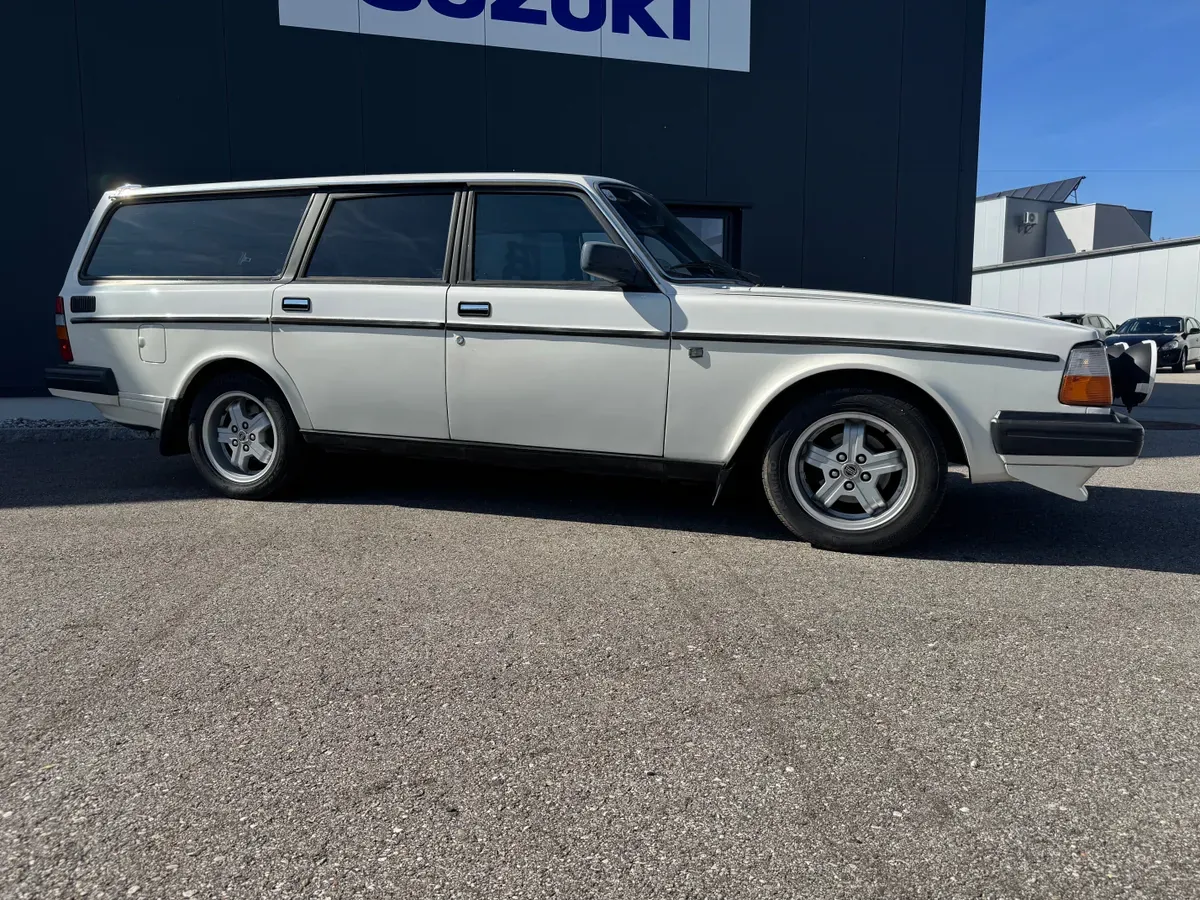Volvo Serie 200 1989 photo 3