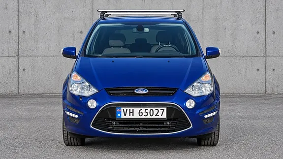 Ford S-Max 2014 photo 2