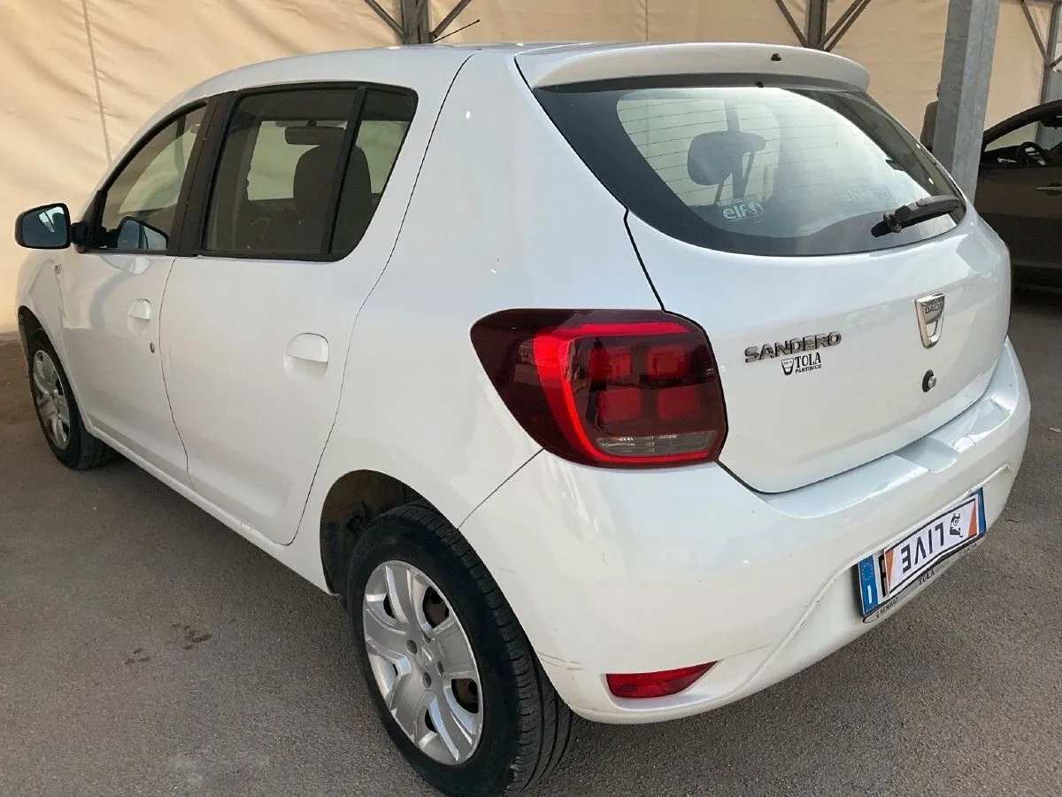 Dacia Sandero 2018 photo 3