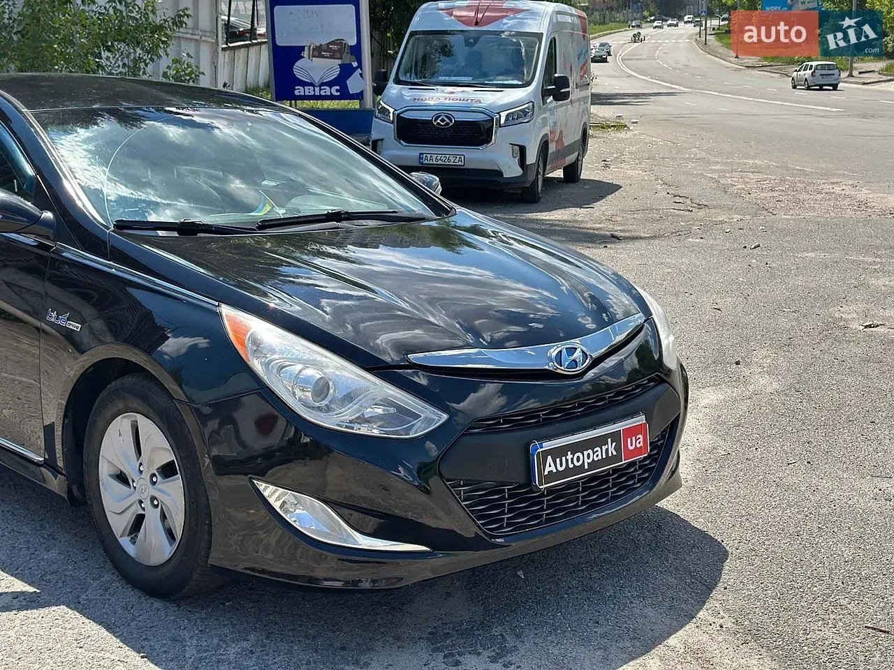 Hyundai Sonata 2013 photo 4