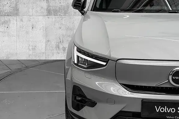 Volvo Ex40 2025 photo 4