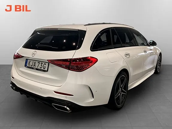 Mercedes-Benz C300 2024 photo 3