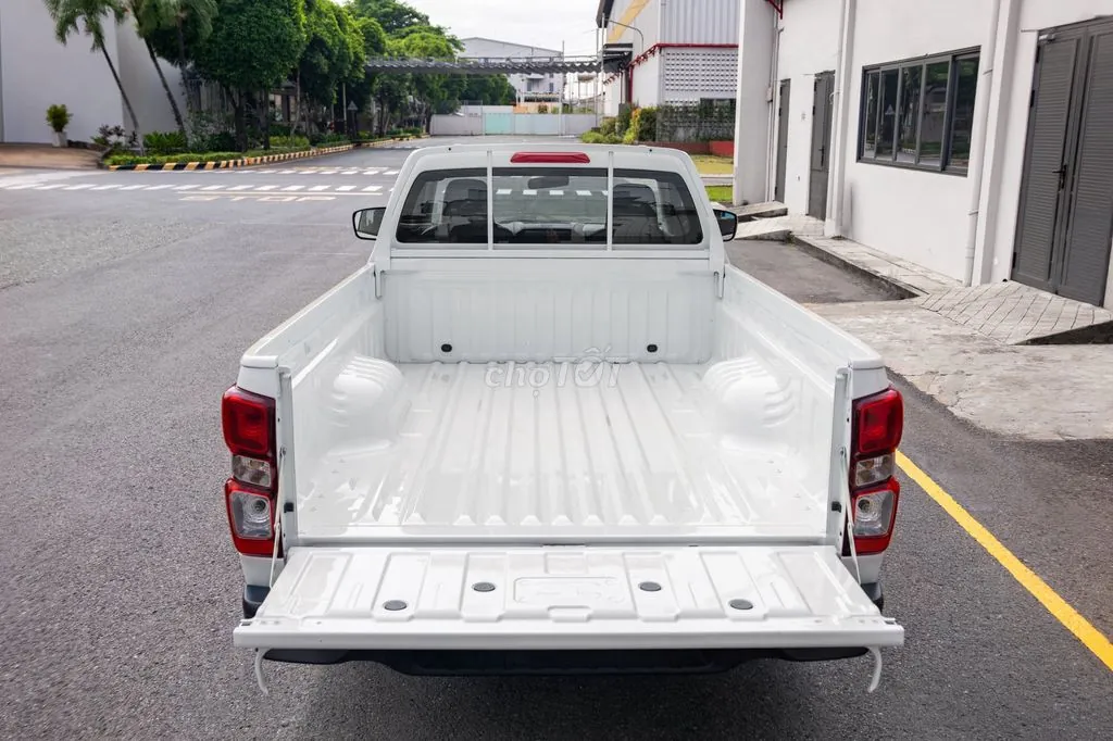 Isuzu D-Max 2026 photo 5