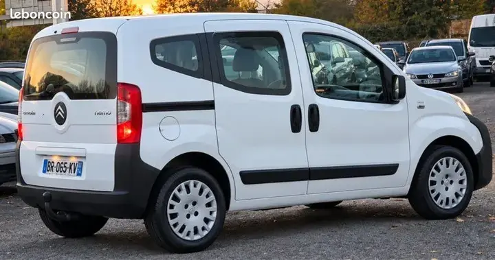 Citroen Nemo Combi 2011 photo 3