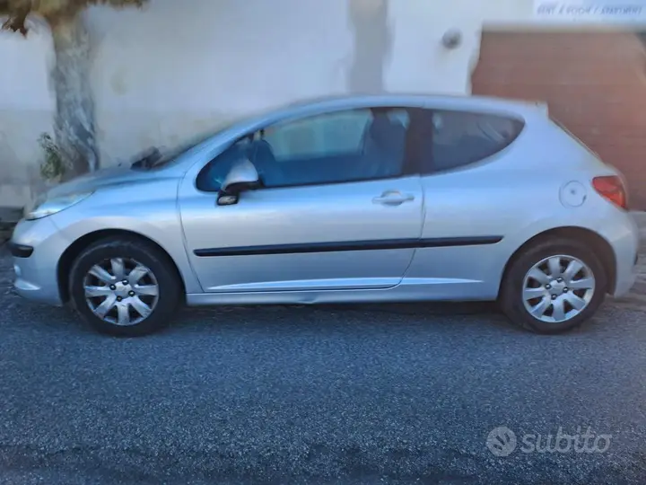 Peugeot 207 2007 photo 5