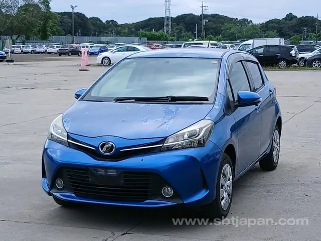 Toyota Vitz U 2014 photo 3