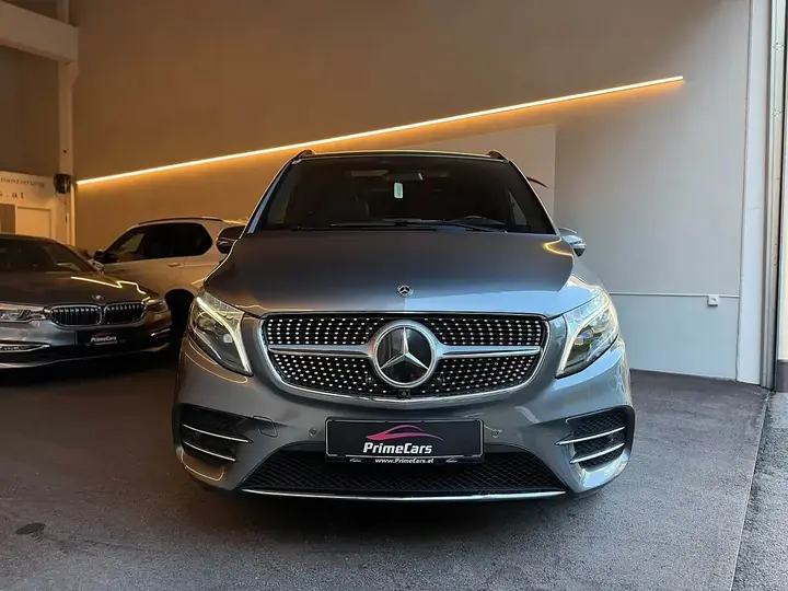 Mercedes-Benz V-Class 2019 photo 3