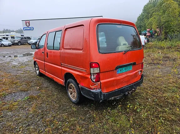 Toyota Hiace 2006 photo 3