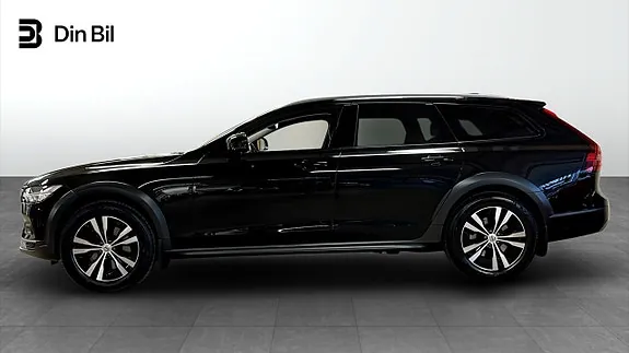 Volvo V90 Cross Country 2021 photo 2