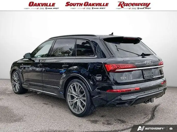 Audi Q7 2021 photo 4