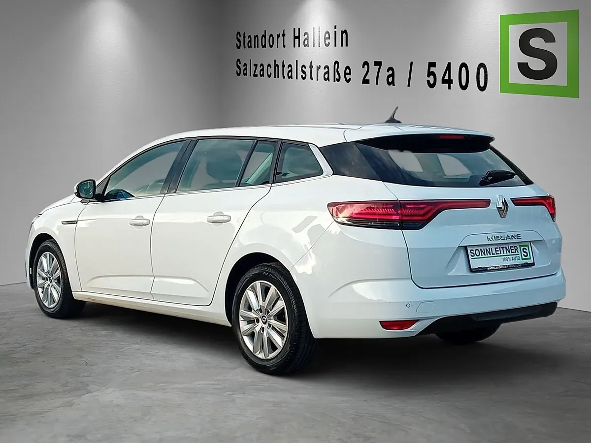 Renault Megane 2023 photo 2