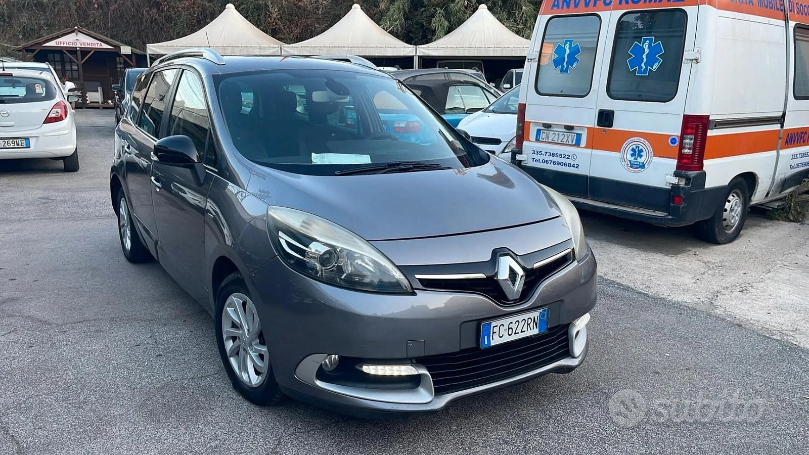 Renault Scenic 2016 photo 2