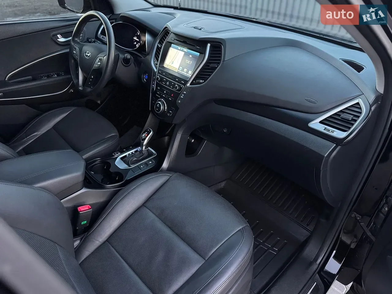 Hyundai Santa Fe 2016 photo 4