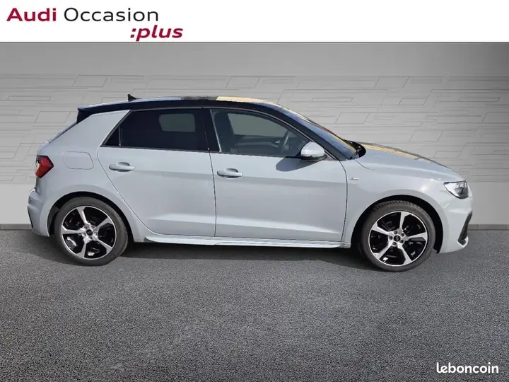 Audi A1 2025 photo 5
