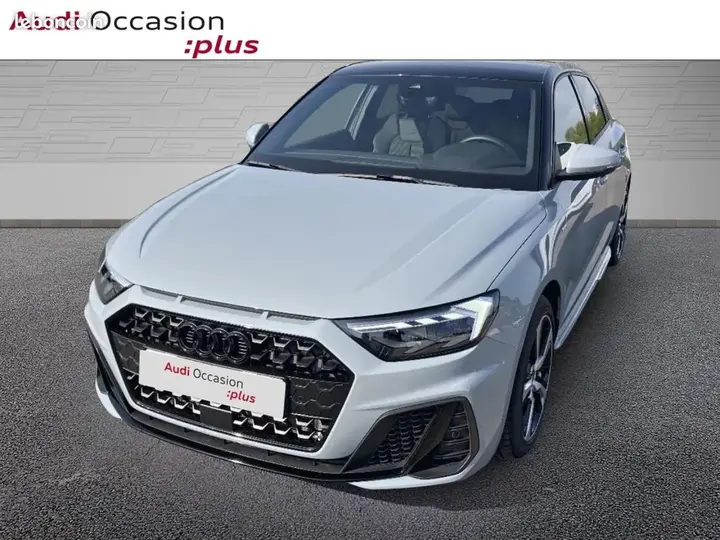 Audi A1 2025 photo 2