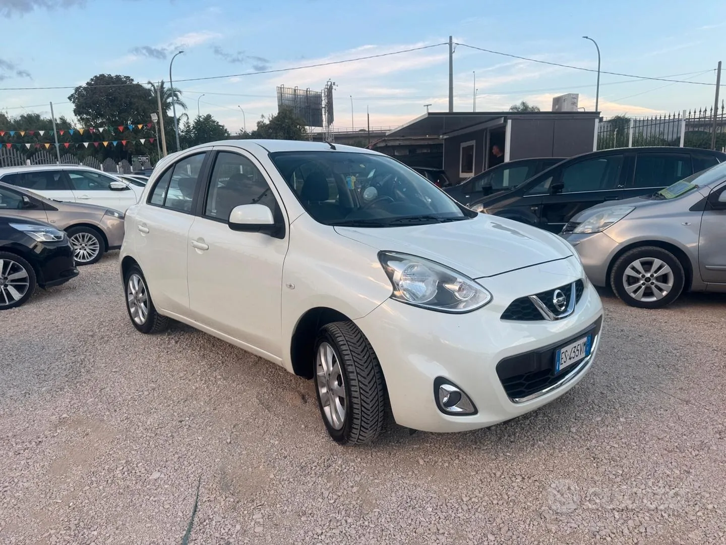 Nissan Micra 2013 photo 4