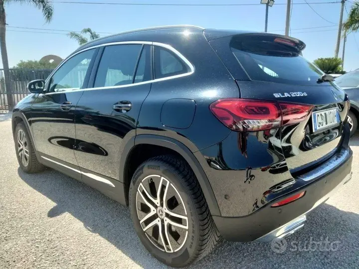 Mercedes-Benz Gla 2021 photo 2
