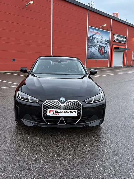 BMW I4 2025 photo 2