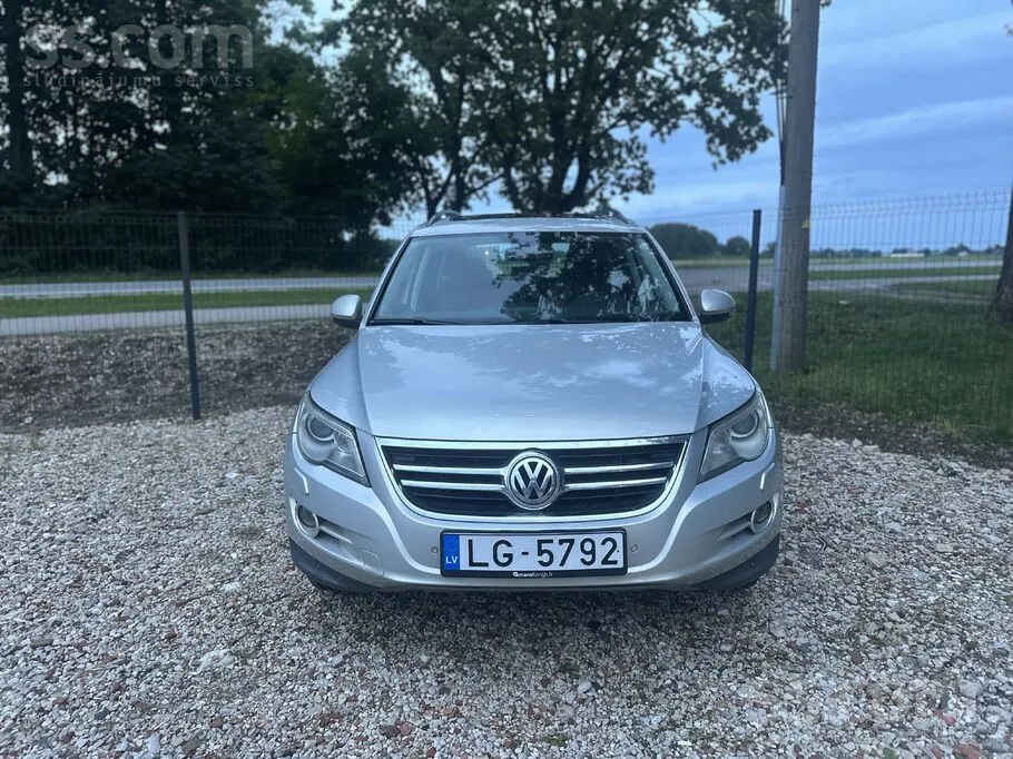 Volkswagen Tiguan 2009 photo 2