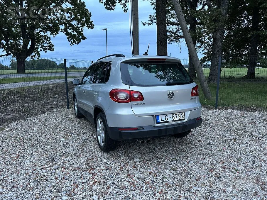 Volkswagen Tiguan 2009 photo 4
