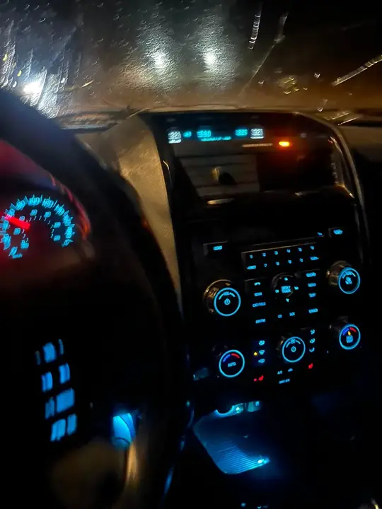 Ford Escape 2010 photo 5