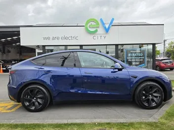 Tesla Model Y 2022 photo 3