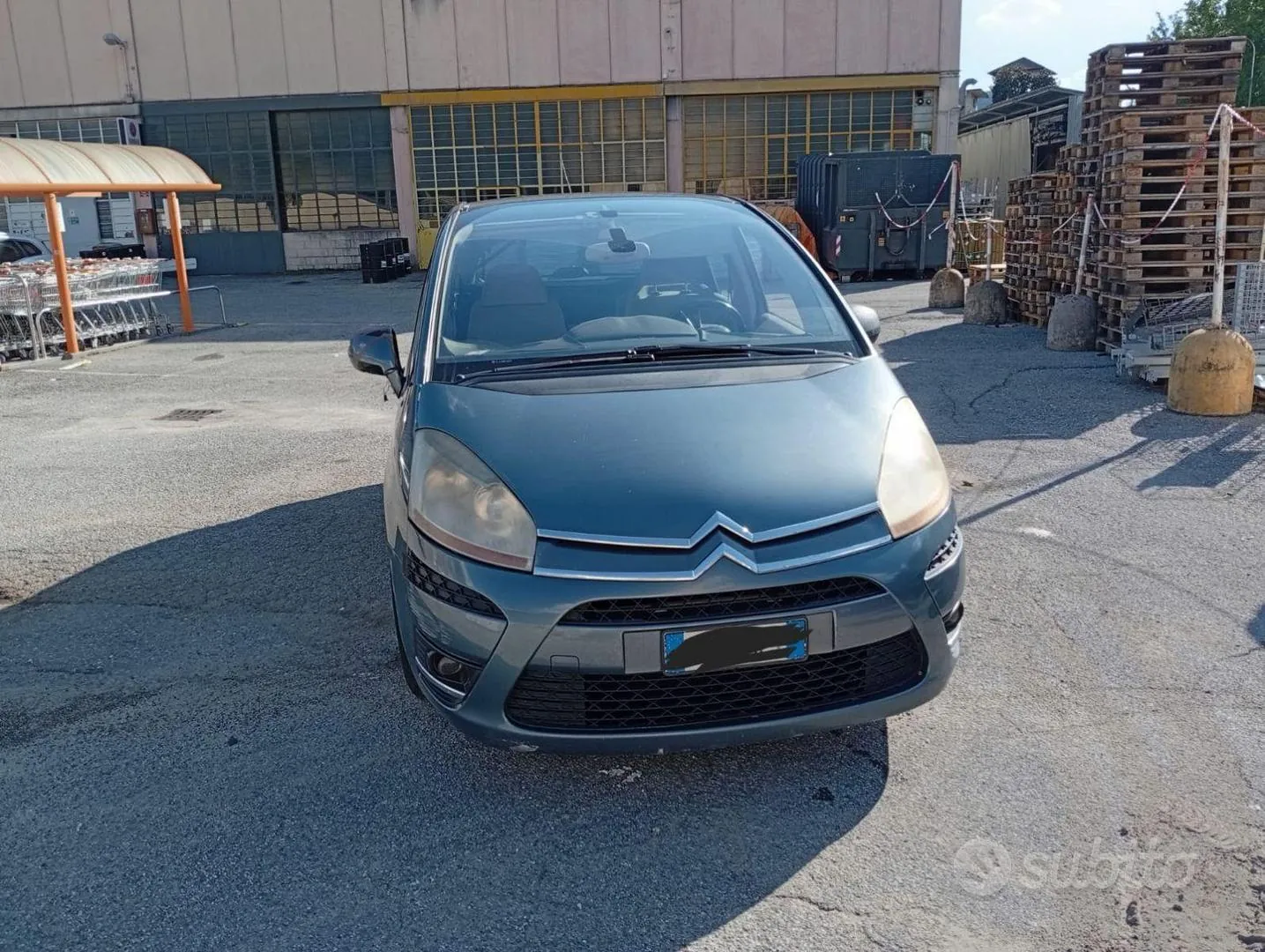 Citroen C4 2009 photo 4
