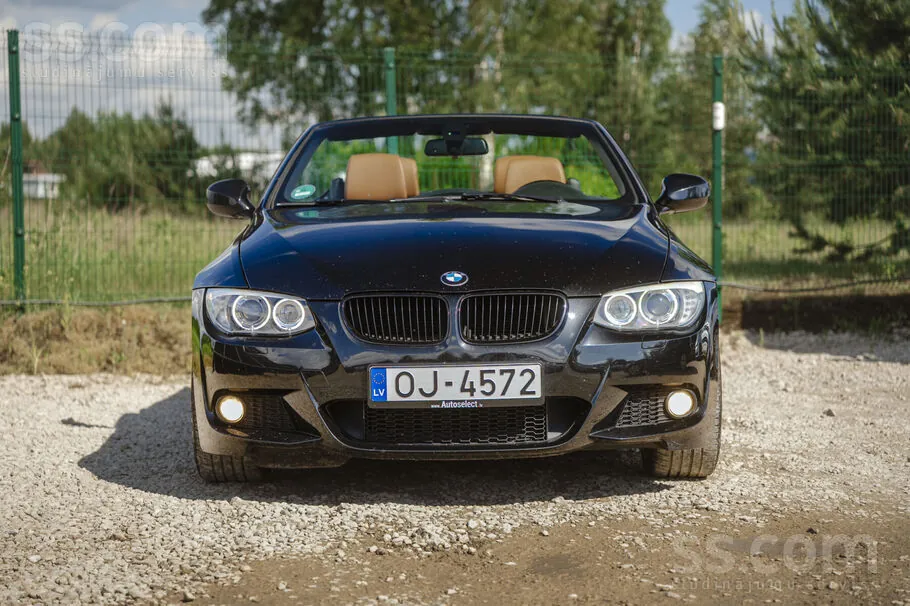 BMW 320 2011 photo 3