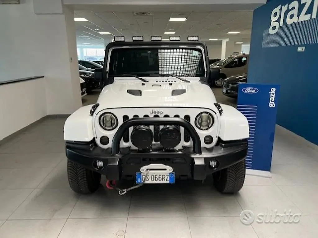Jeep Wrangler 2013 photo 2