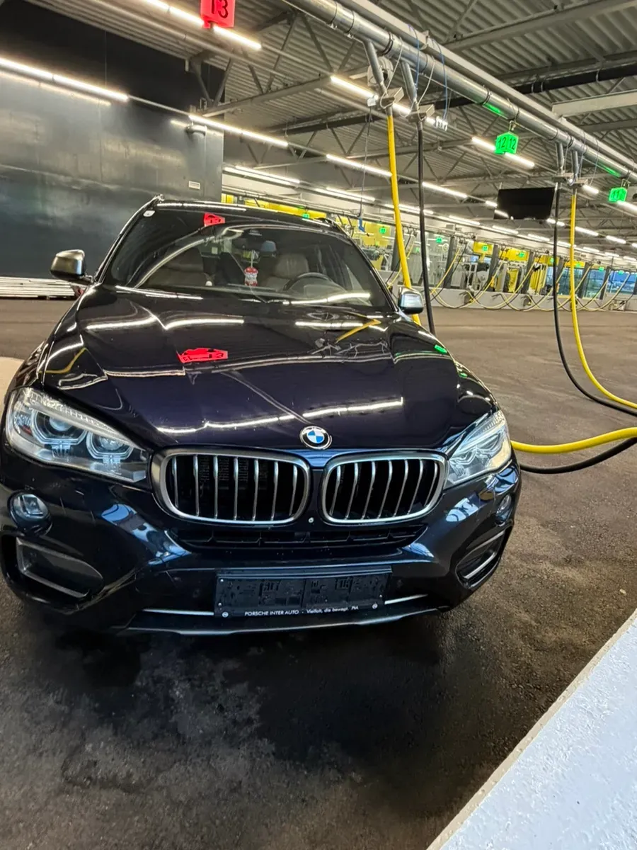 BMW X6 2015 photo 2
