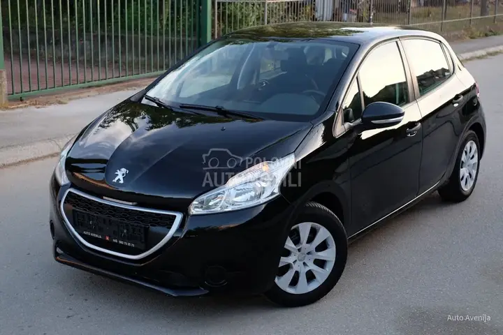 Peugeot 208