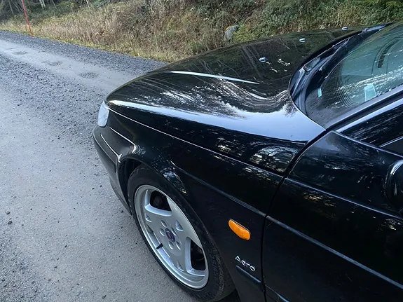 Saab 9-5 2000 photo 2