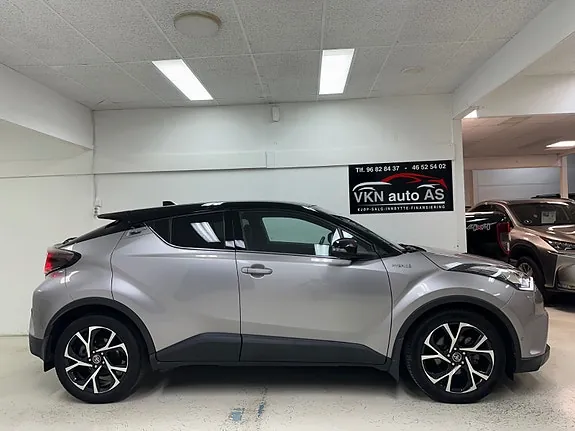 Toyota C-Hr 2017 photo 4