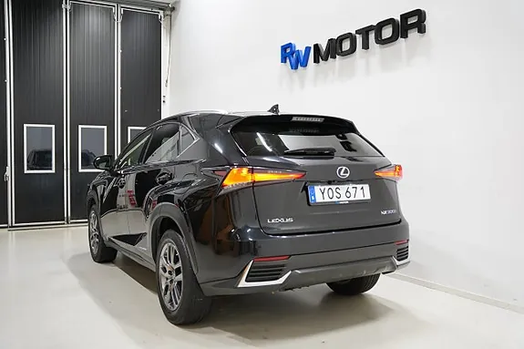 Lexus Nx300H 2018 photo 5