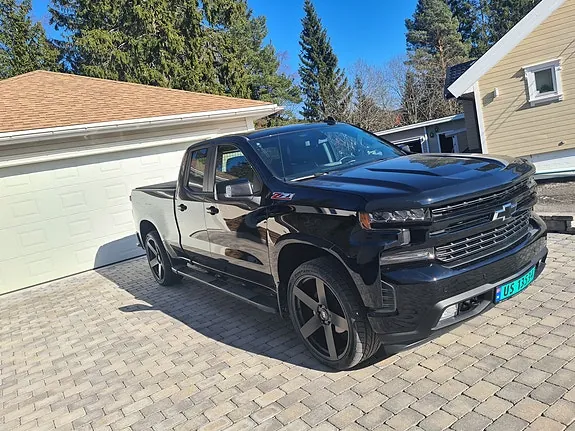 Chevrolet Silverado 1500 2020 photo 2