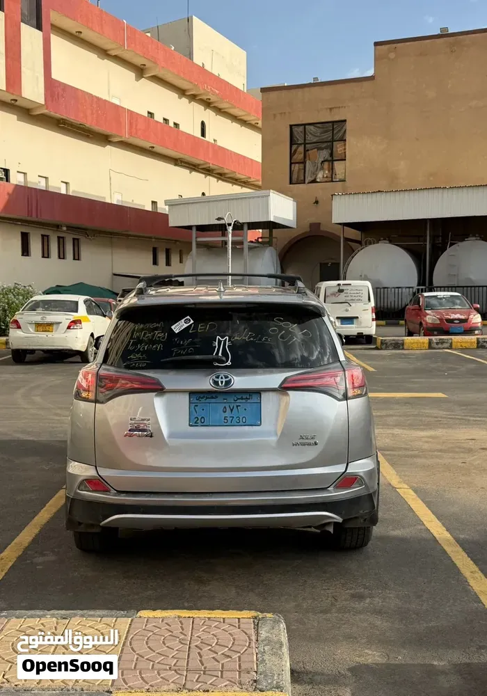 Toyota Rav4 2017 photo 4