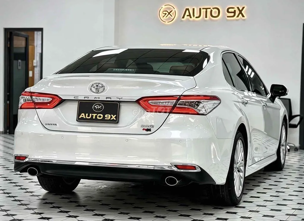 Toyota Camry 2020 photo 4