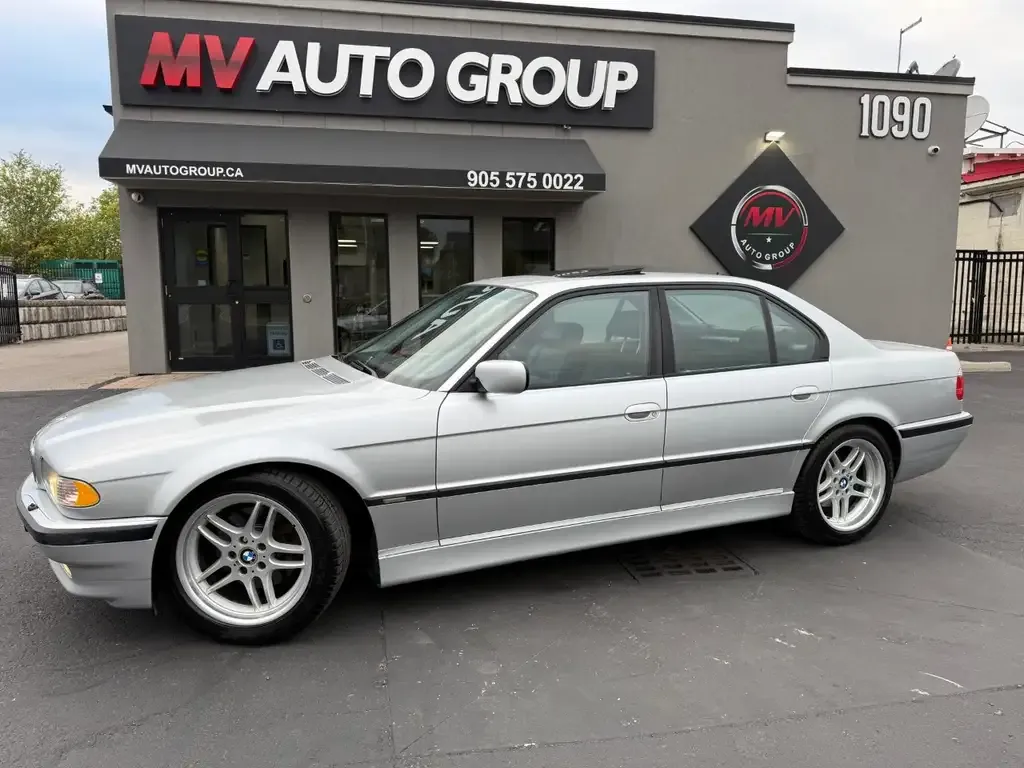 BMW 7 Series 2001 photo 2