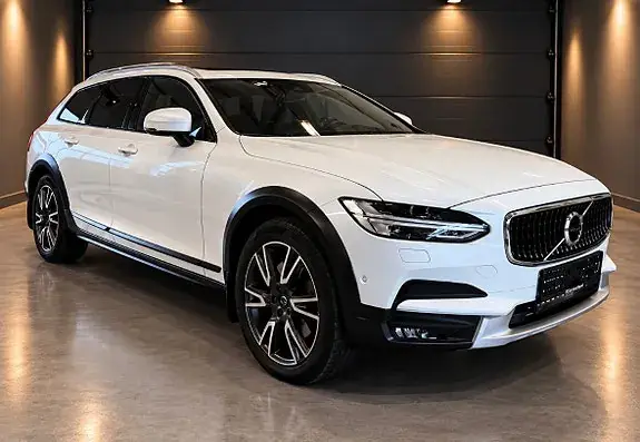 Volvo V90 Cross Country 2017 photo 3